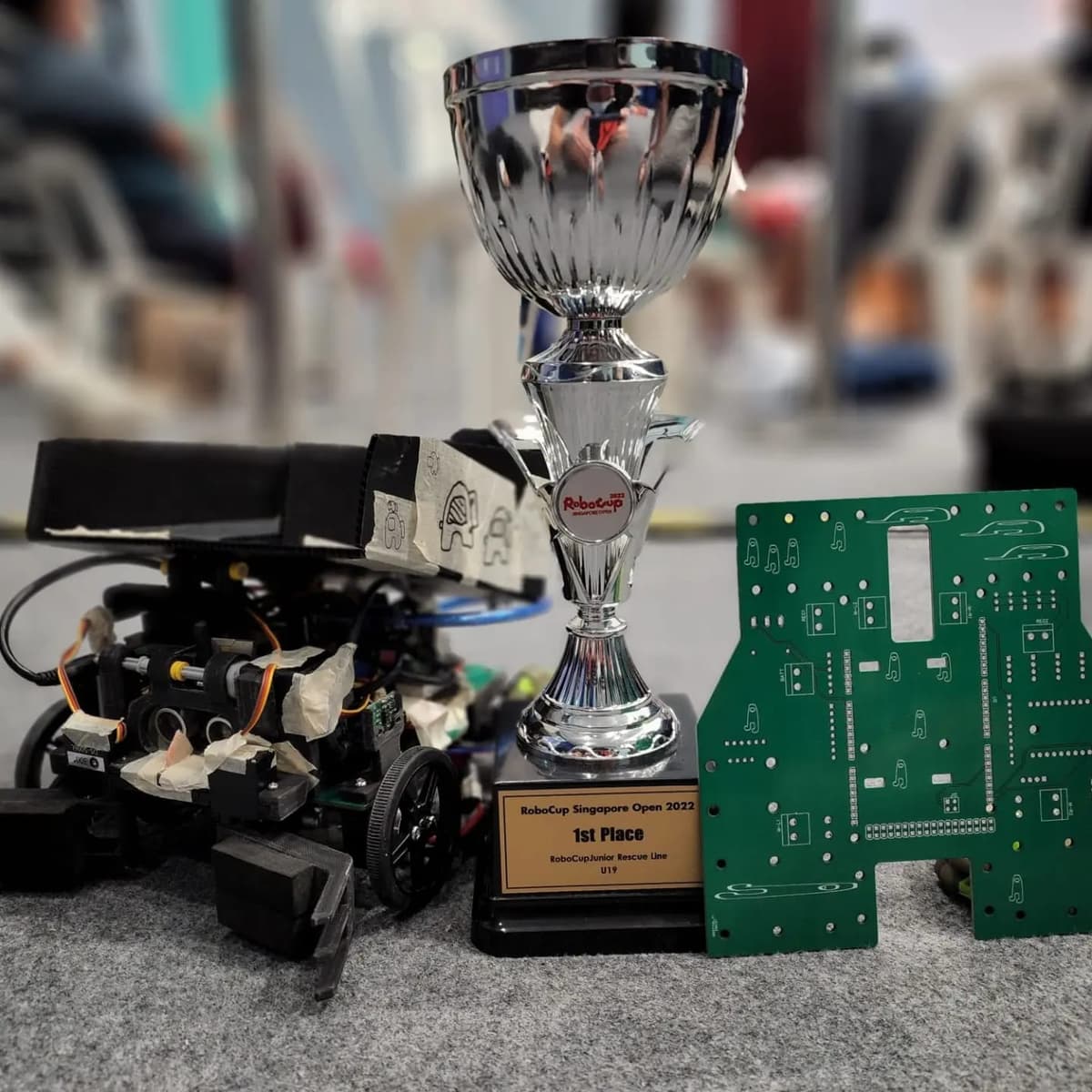 Picture of the first robot iteration